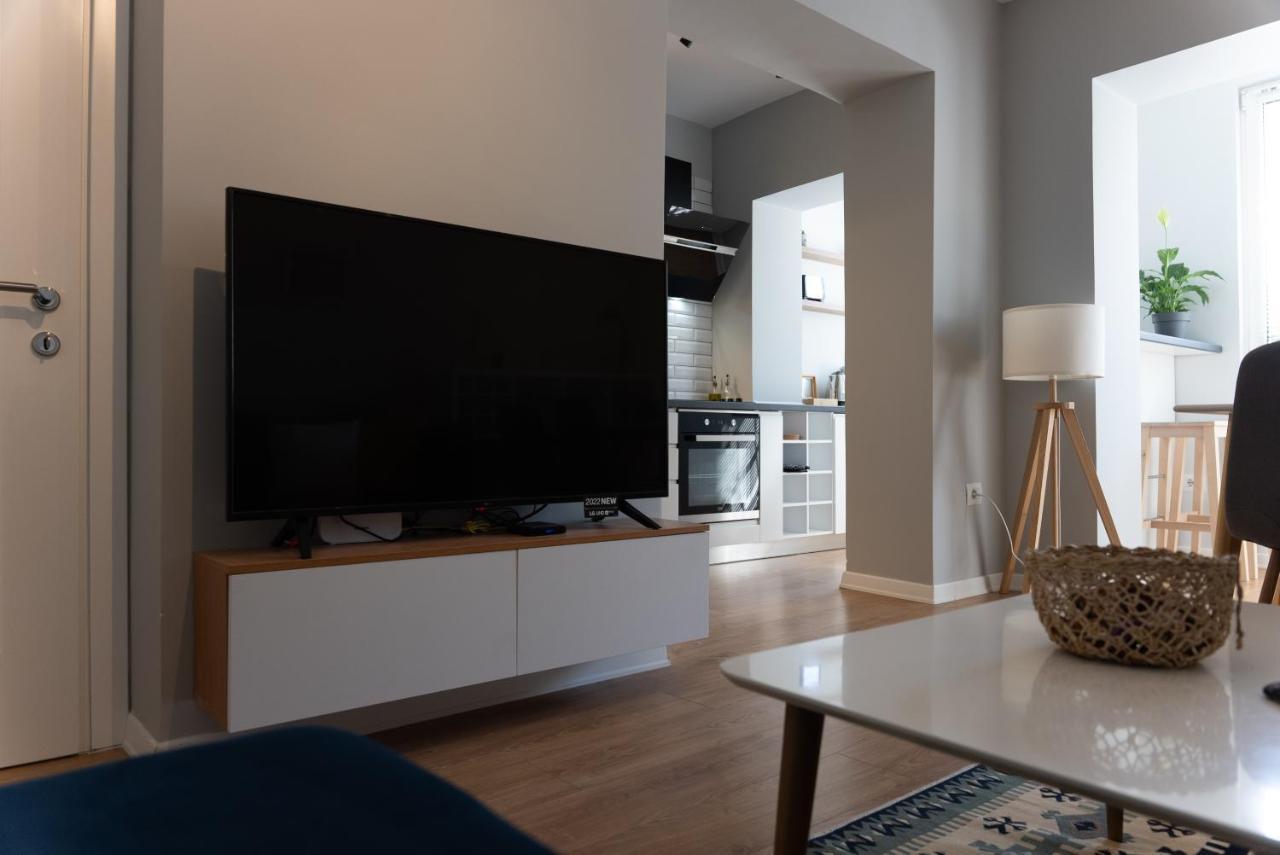 City Center Apartment ติรานา ภายนอก รูปภาพ